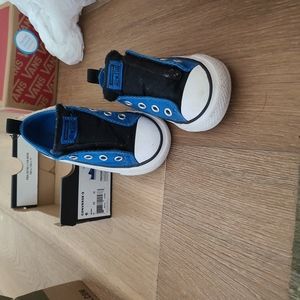 Blue Converse velcro closure Sneaker. Toddler size 6.